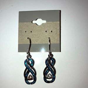 Dangling Earrings For Elegant Occasion